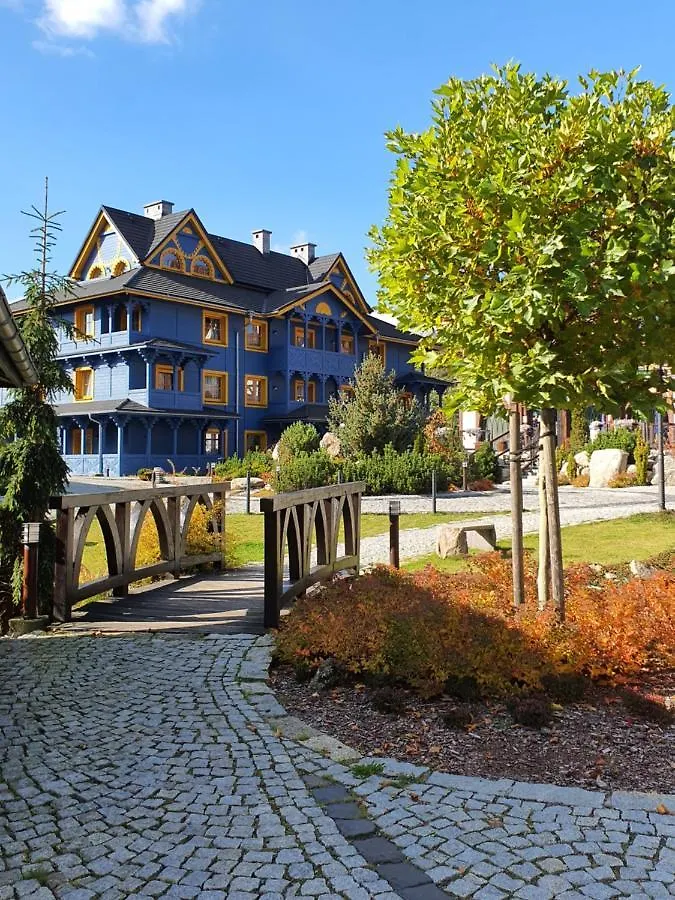 Apartment Viking Valley: Two-Story Norwegian Retreat with Dual Balconies and Wellness Access Szklarska Poreba
